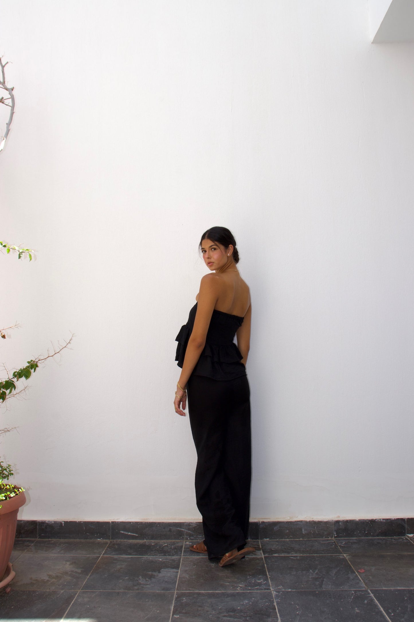 The Ruffled set-black