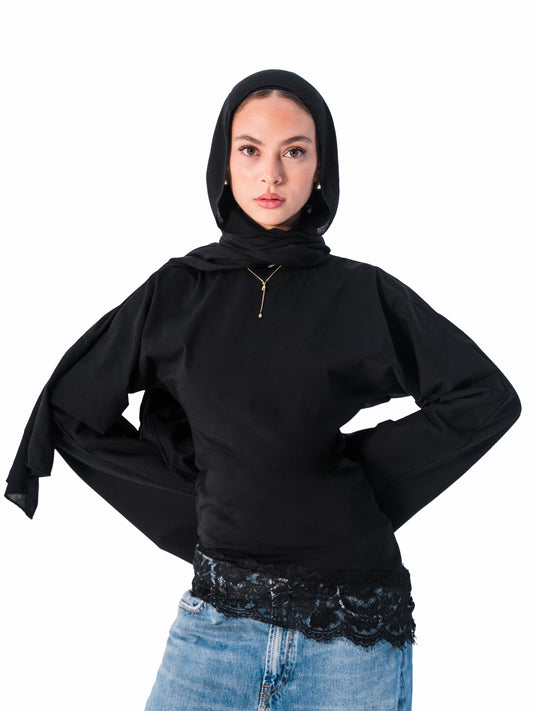 Long sleeve lace hem tee–Black