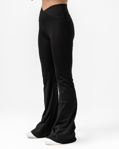 Criss cross flared leggings- Black