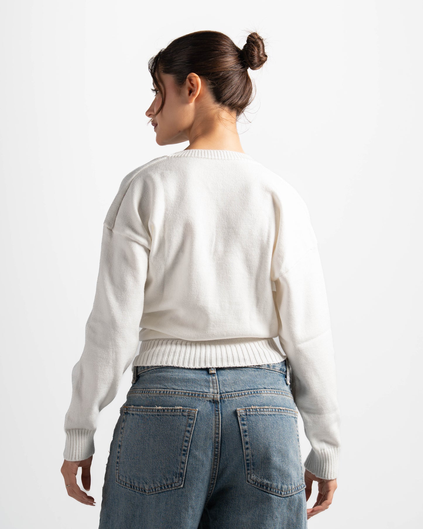 Button cloud sweater-white