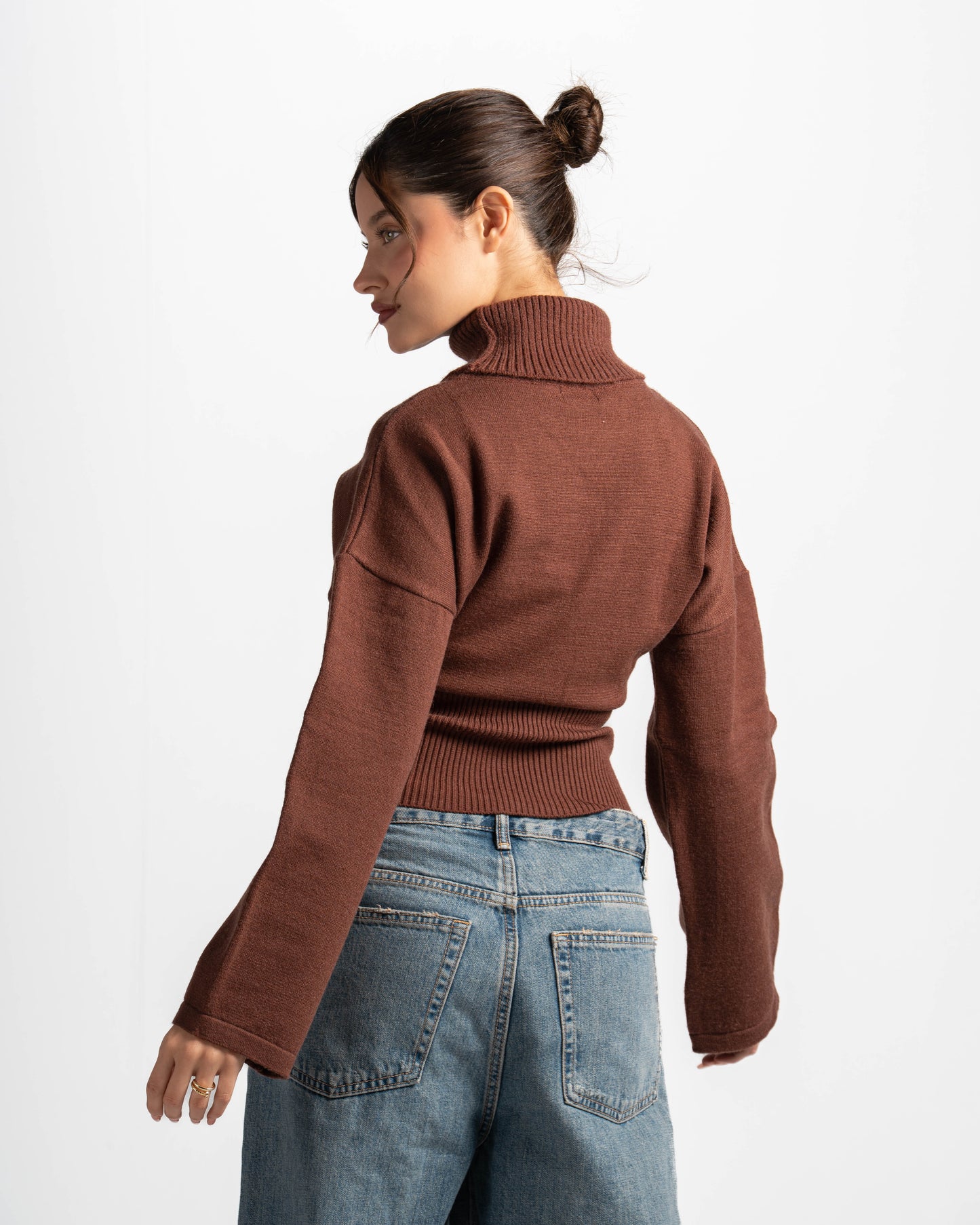 The highline sweater-brown