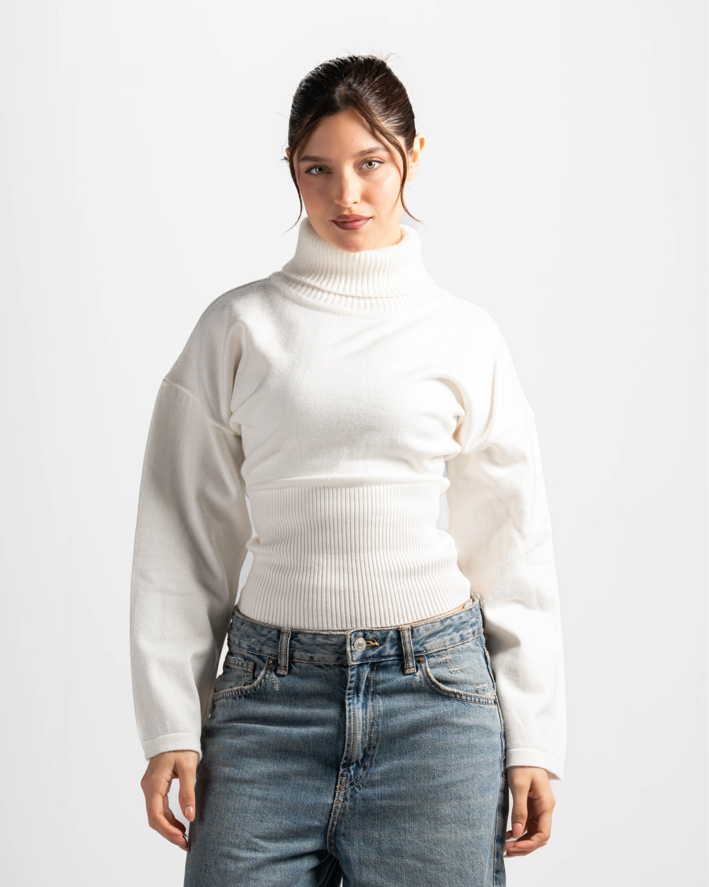 The highline sweater-white