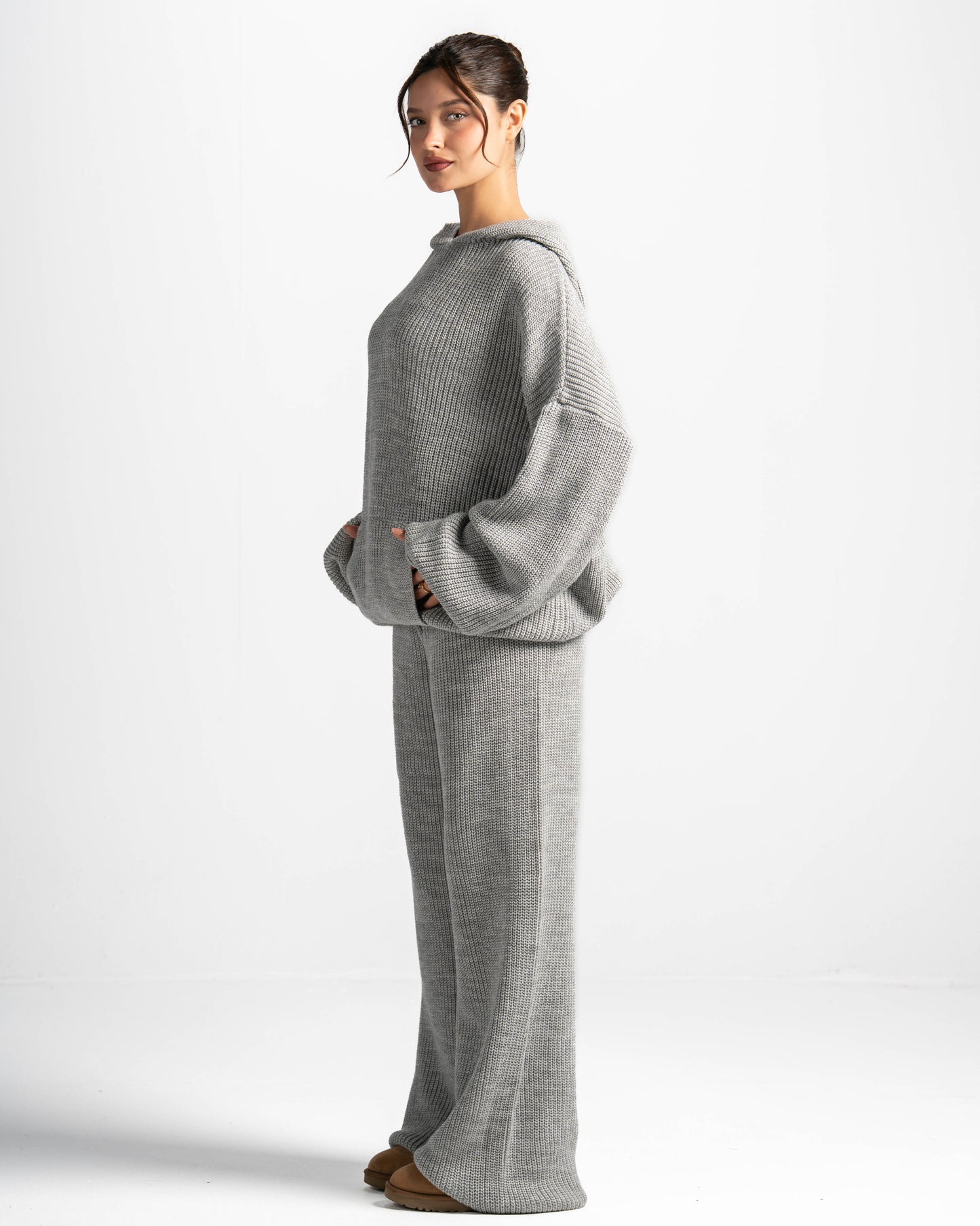 The cozy core set-light grey