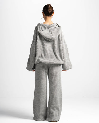The cozy core set-light grey