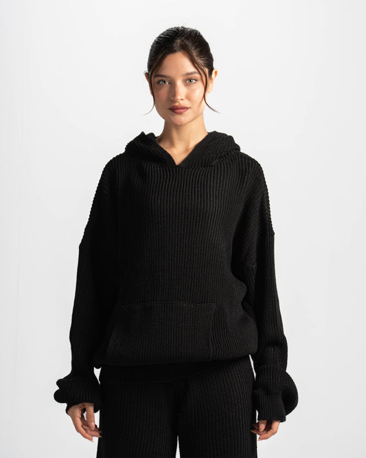 The cozy core hoodie-black