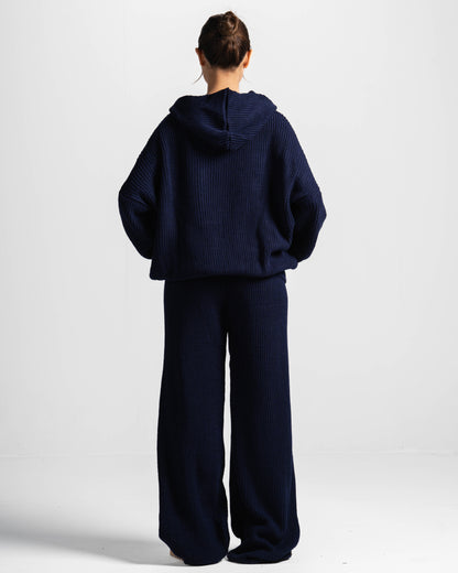 The cozy core set-navy