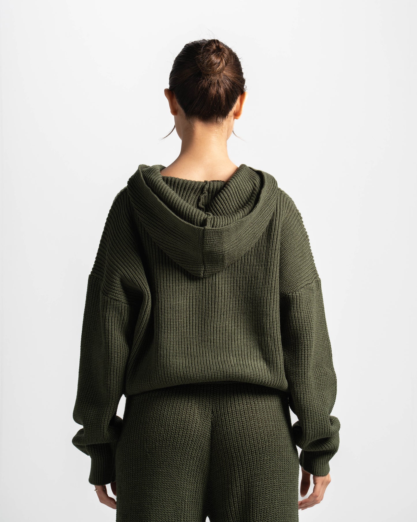 The cozy core hoodie-olive