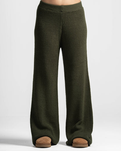 The cozy core pants-olive