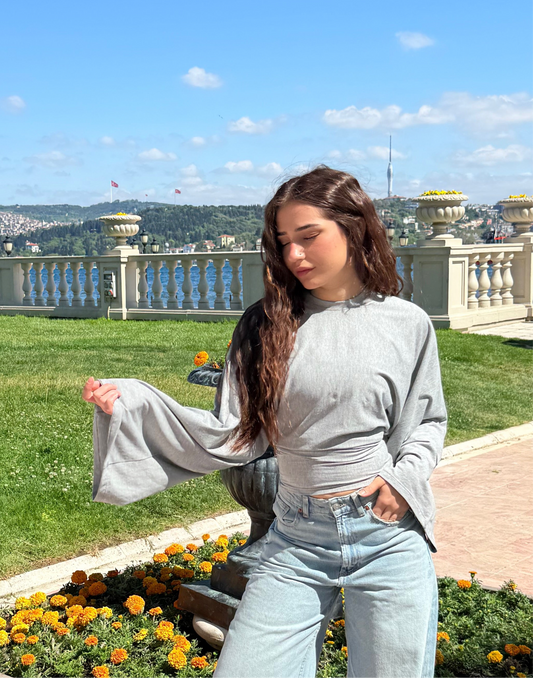 Long sleeve fitted tee-grey